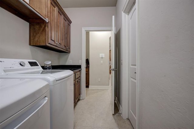 16300 W Petaluma Place, Edmond, OK 73013