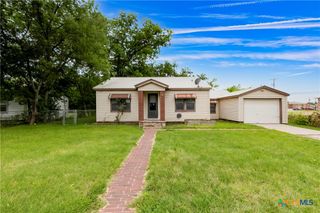 104 E Reagan Avenue, Copperas Cove, TX 76522