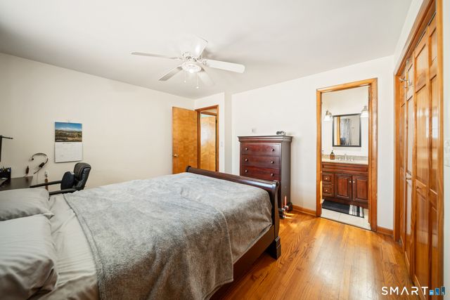 121 Bridgeview Place, Stratford, CT 06614