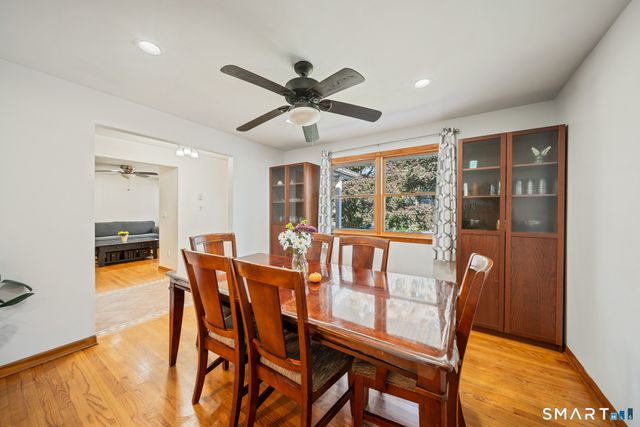 121 Bridgeview Place, Stratford, CT 06614