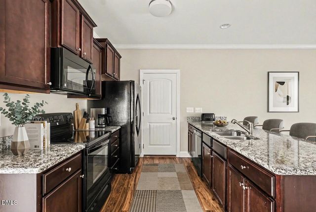 102 Bluegrass Drive, Oxford, NC 27565