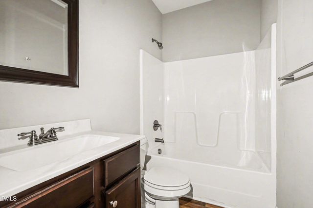 102 Bluegrass Drive, Oxford, NC 27565