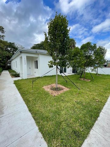 920 NW 81st St, Miami, FL 33150