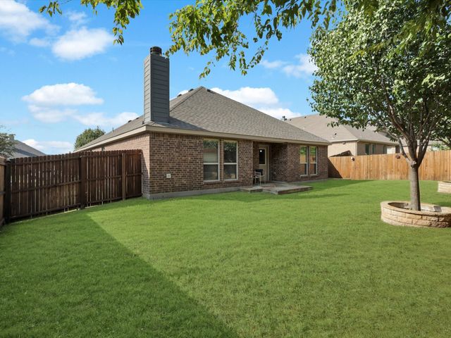 609 Racine Drive, Oak Point, TX 75068