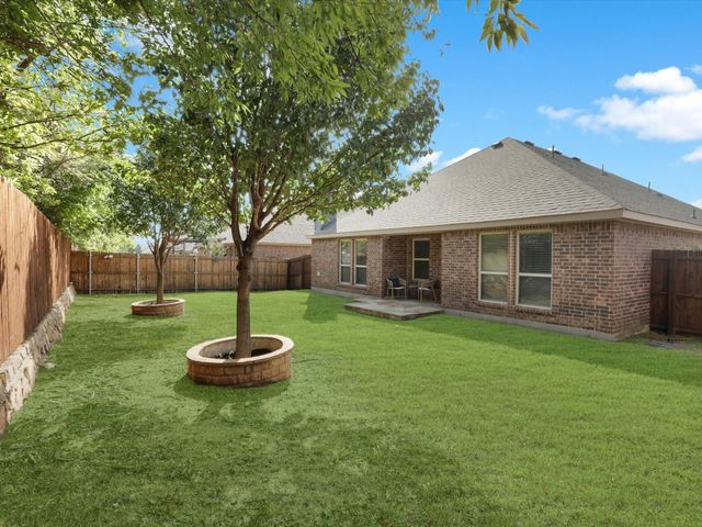 609 Racine Drive, Oak Point, TX 75068