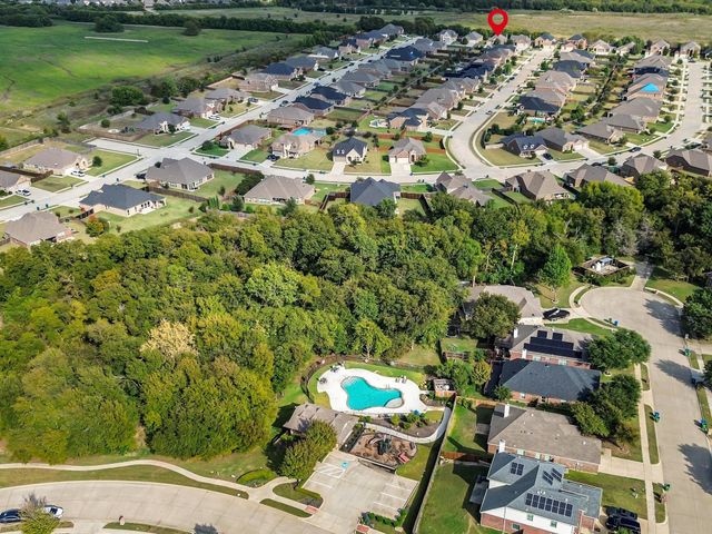 609 Racine Drive, Oak Point, TX 75068