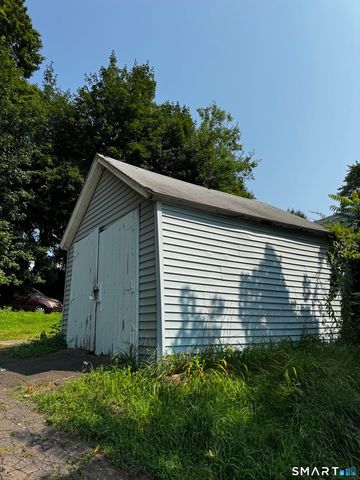 164 Airline Avenue, Portland, CT 06480