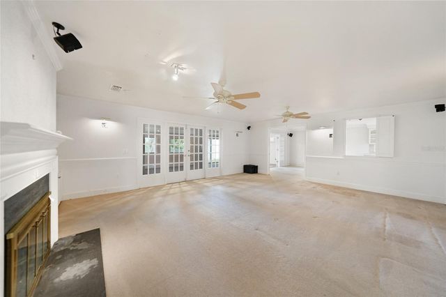 24358 SW KINGSWAY CIRCLE, Lake Suzy, FL 34269