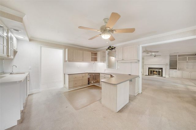 24358 SW KINGSWAY CIRCLE, Lake Suzy, FL 34269