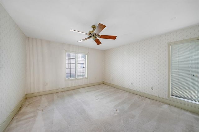 24358 SW KINGSWAY CIRCLE, Lake Suzy, FL 34269