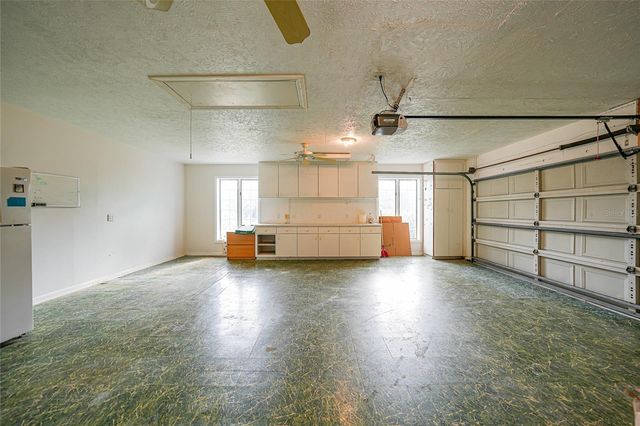 24358 SW KINGSWAY CIRCLE, Lake Suzy, FL 34269