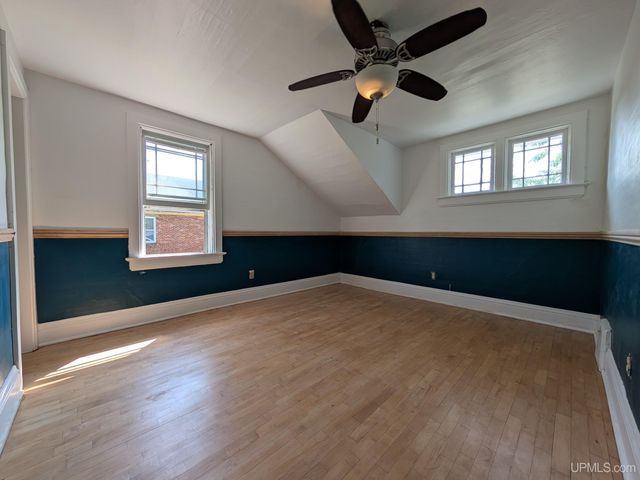 201 Lennox Place, Caspian, MI 49920