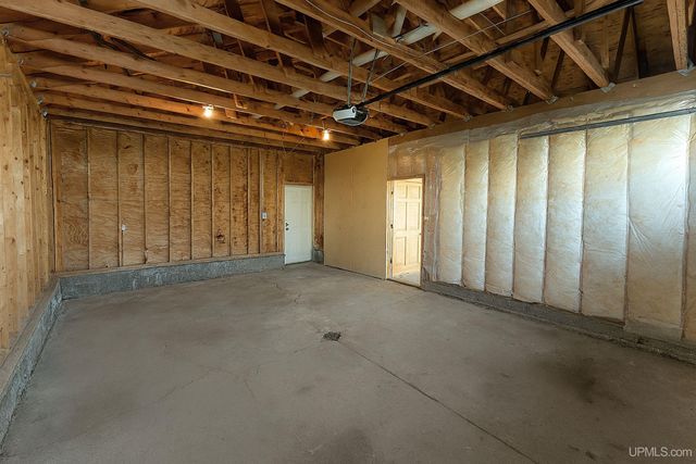 201 Lennox Place, Caspian, MI 49920