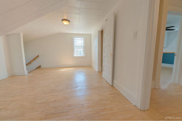 201 Lennox Place, Caspian, MI 49920