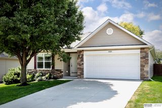 5520 N 151st Street, Omaha, NE 68116