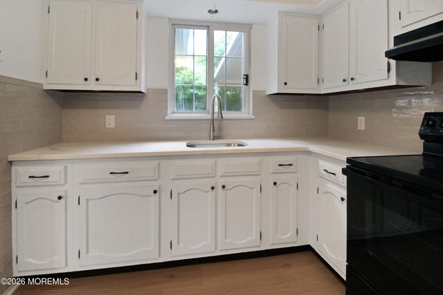 8A Quincy Drive, Whiting, NJ 08759