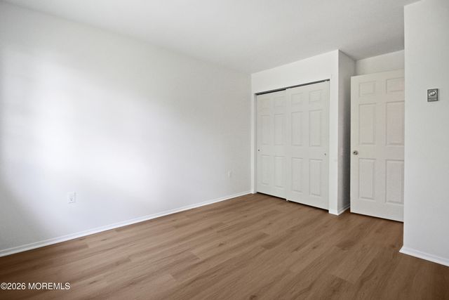8A Quincy Drive, Whiting, NJ 08759