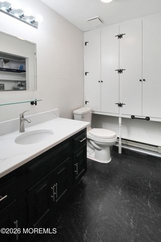 8A Quincy Drive, Whiting, NJ 08759