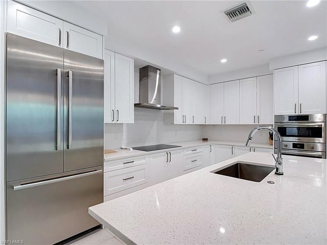 1115 Central AVE 247, Naples, FL 34102