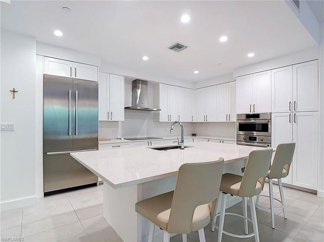 1115 Central AVE 247, Naples, FL 34102