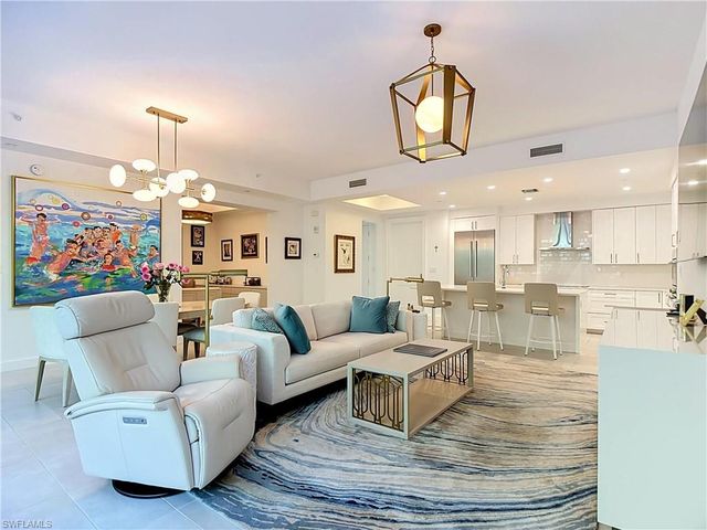 1115 Central AVE 247, Naples, FL 34102