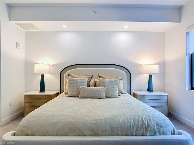 1115 Central AVE 247, Naples, FL 34102