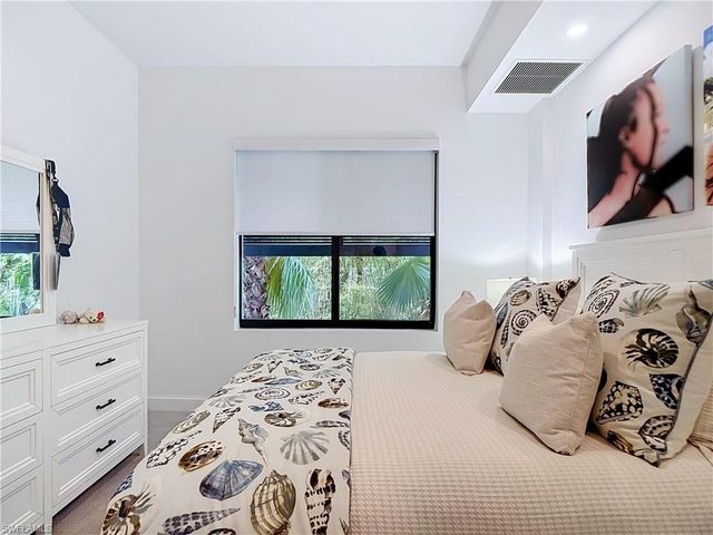 1115 Central AVE 247, Naples, FL 34102