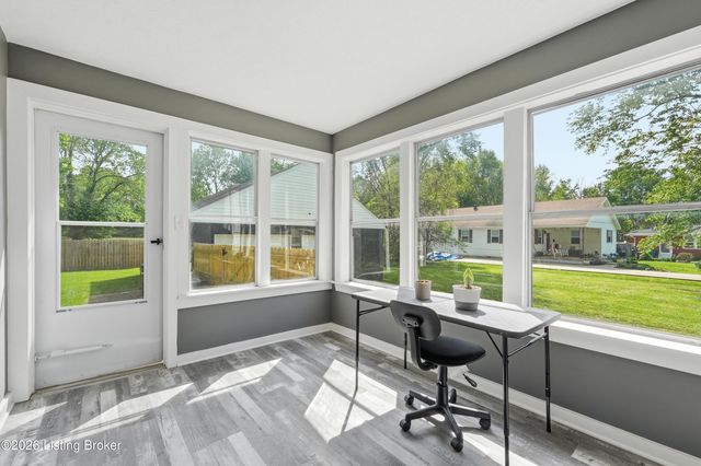 4508 Crawford Ave, Louisville, KY 40258