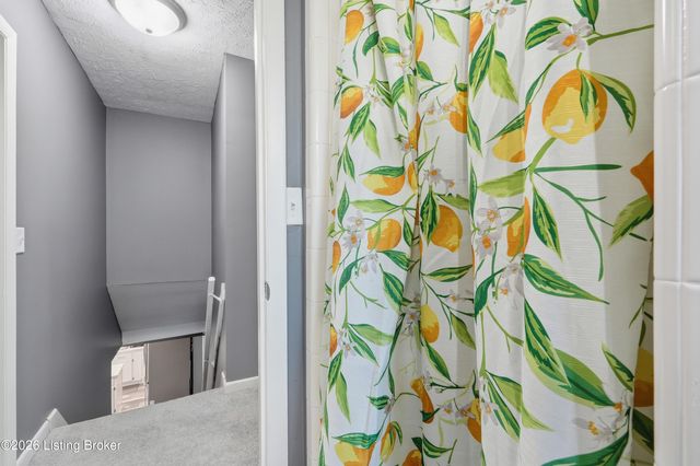 4508 Crawford Ave, Louisville, KY 40258