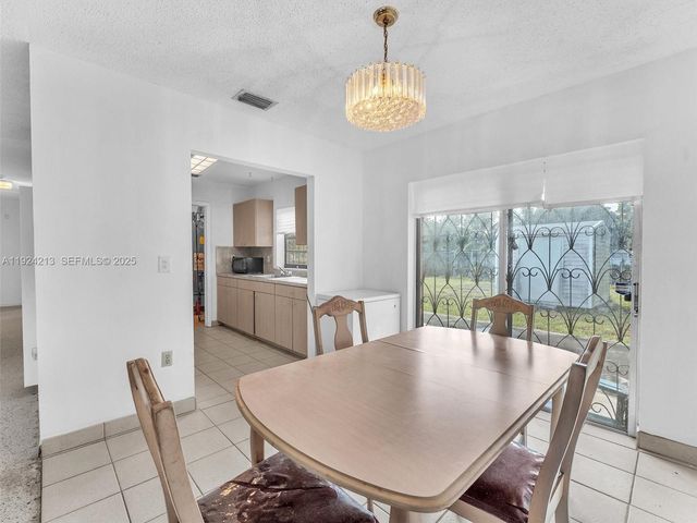 19820 NW 39th Ave, Miami Gardens, FL 33055