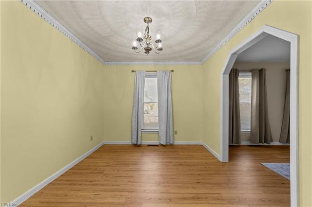 828 Jo Anne CIR, Chesapeake, VA 23322