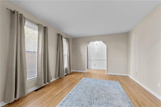 828 Jo Anne CIR, Chesapeake, VA 23322