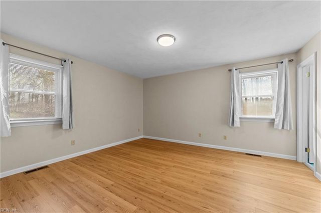 828 Jo Anne CIR, Chesapeake, VA 23322