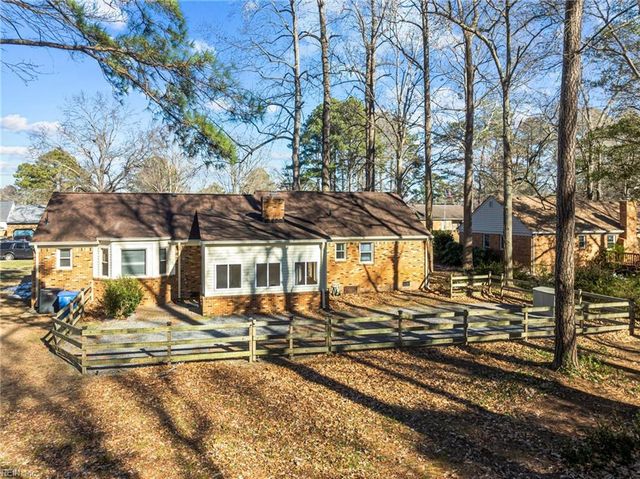 828 Jo Anne CIR, Chesapeake, VA 23322