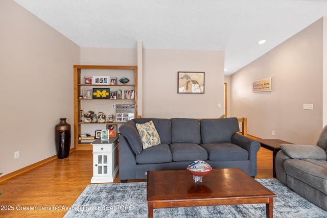 5170 Beaumaris Circle, Holt, MI 48842