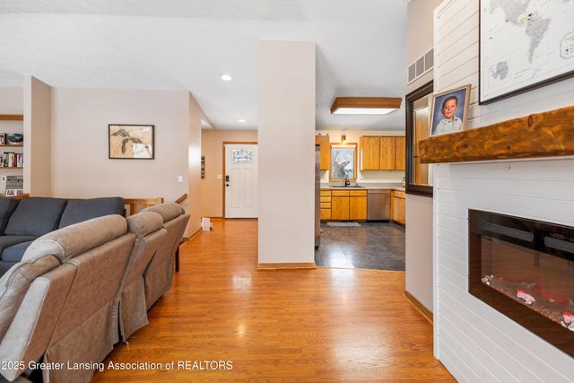 5170 Beaumaris Circle, Holt, MI 48842