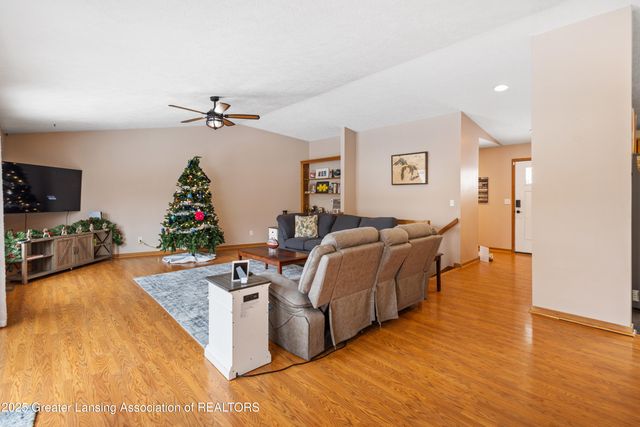 5170 Beaumaris Circle, Holt, MI 48842