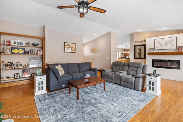 5170 Beaumaris Circle, Holt, MI 48842