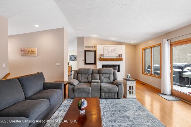 5170 Beaumaris Circle, Holt, MI 48842