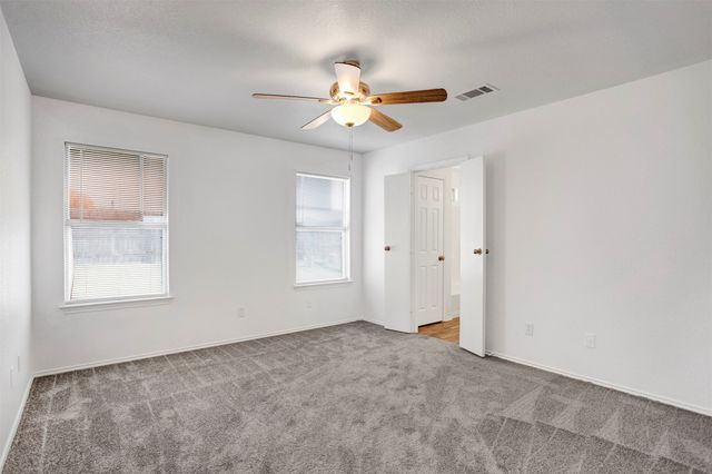 2010 Wright Way, Killeen, TX 76543