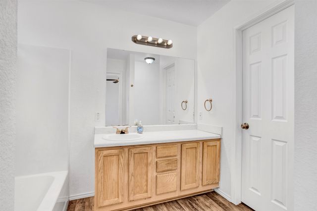 2010 Wright Way, Killeen, TX 76543