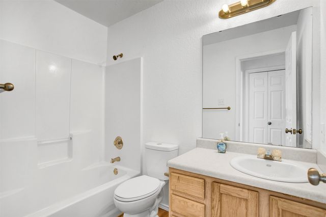 2010 Wright Way, Killeen, TX 76543