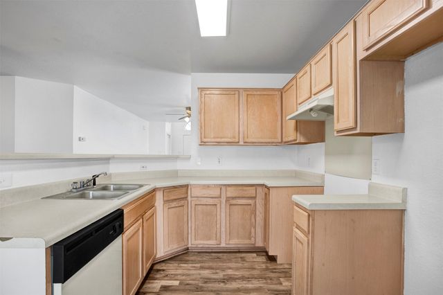 2010 Wright Way, Killeen, TX 76543