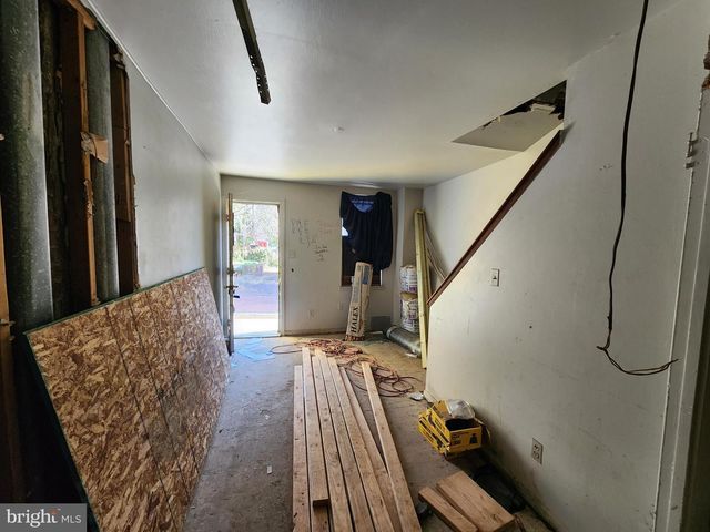 1134 SHIELDS PL, Baltimore, MD 21201