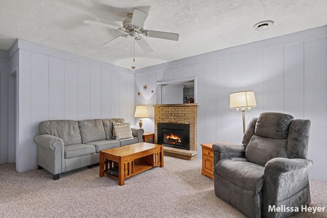 1121 Park Avenue, Grand Haven, MI 49417