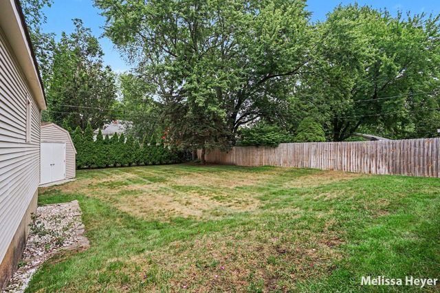1121 Park Avenue, Grand Haven, MI 49417
