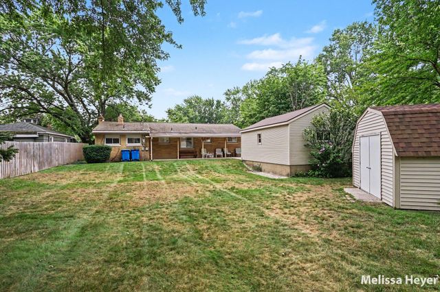 1121 Park Avenue, Grand Haven, MI 49417