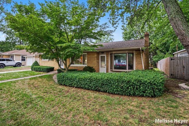 1121 Park Avenue, Grand Haven, MI 49417