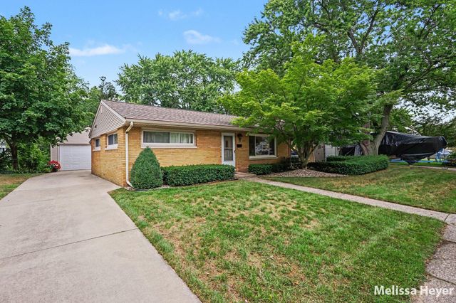 1121 Park Avenue, Grand Haven, MI 49417