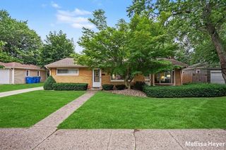 1121 Park Avenue, Grand Haven, MI 49417